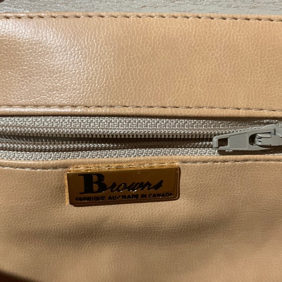 BROWNS soft beige purse with brown thin diamond cross pattern - Picture 7 of 8